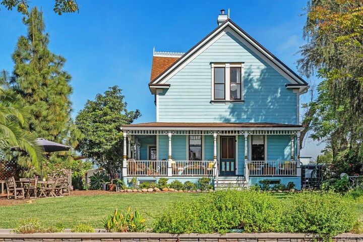 Property Photo:  2641 Massachusetts Ave  CA 91945 