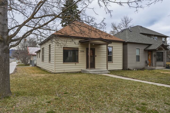 Property Photo:  500 S 4th Street  MT 59840 