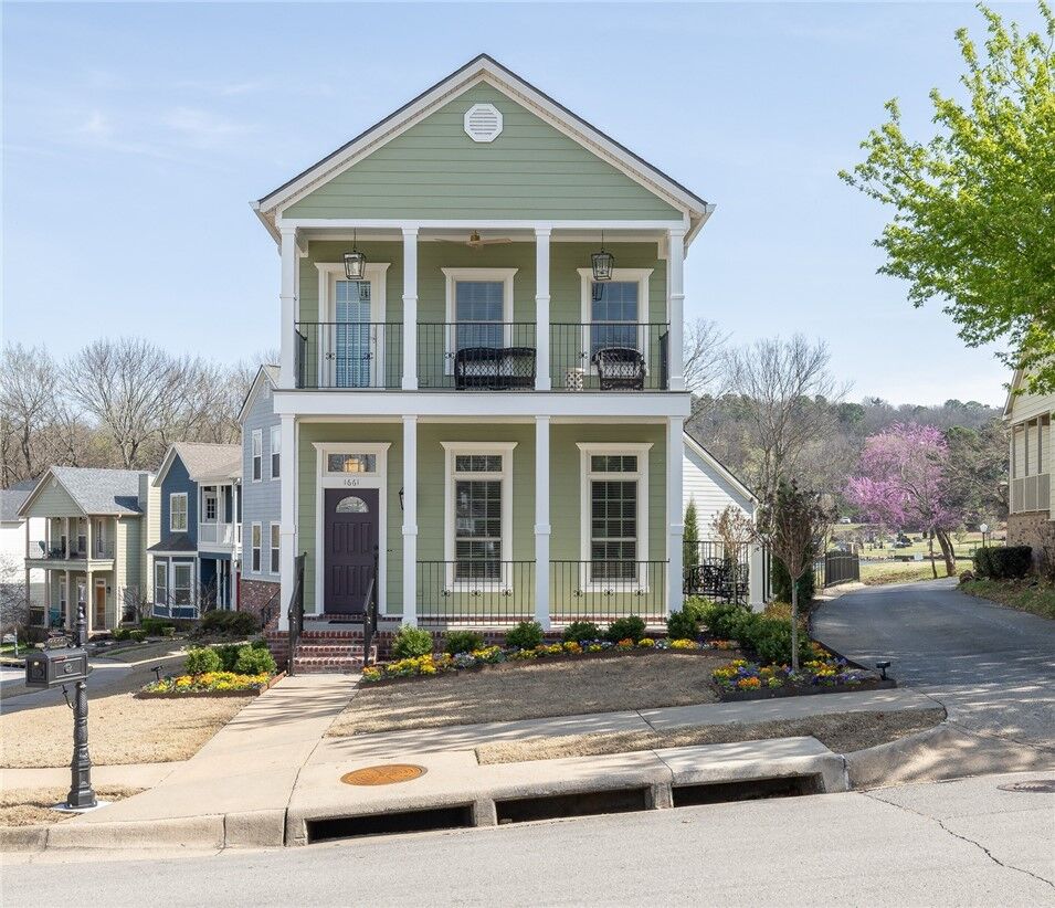 Property Photo:  1661 E Cypress Lane  AR 72703 