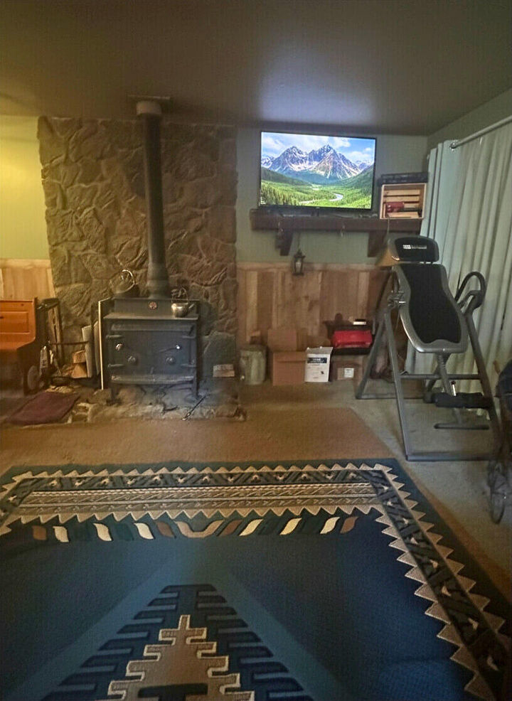 Property Photo: 6792 SE Juniper Canyon Road OR 97754