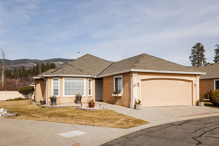 2250 Louie Drive 37 — photo 1
