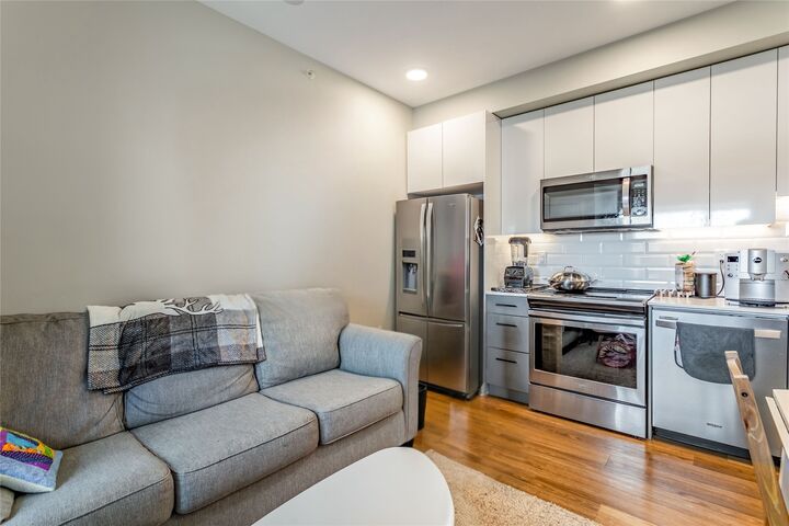 Property Photo:  722 Valley Road 515  BC V1V 2E6 