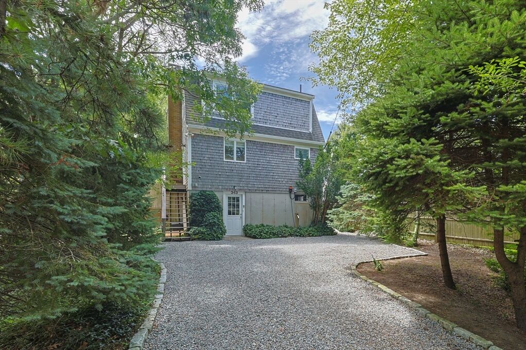 Property Photo:  343 Bradford Street  MA 02657 