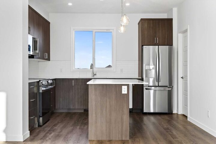132 Red Embers Link NE 1023 — photo 1