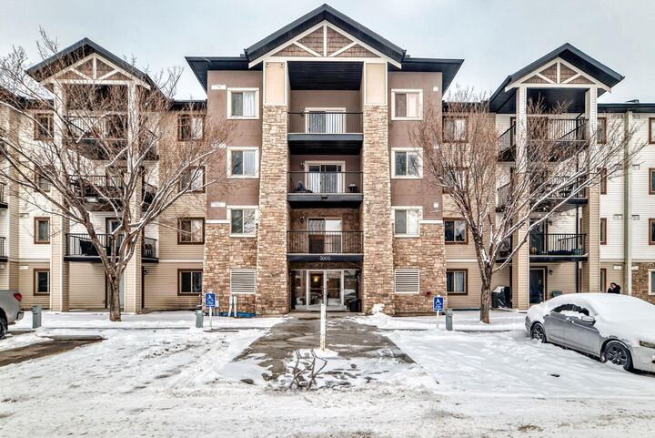 Photo de la propriété:  16969 24 Street SW 3205  AB T2Y 0H9 