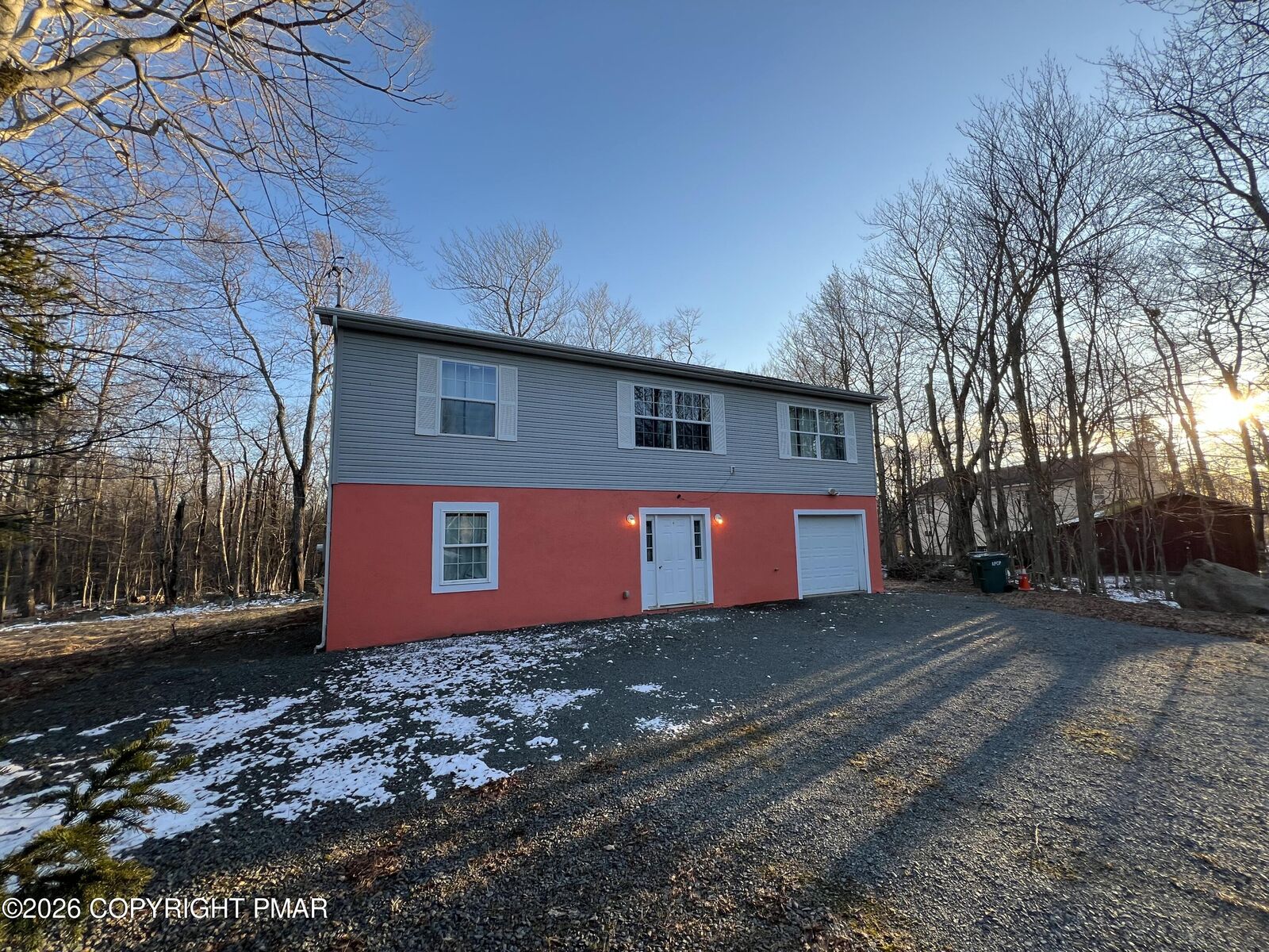 Property Photo:  5265 Glen Terrace  PA 18466 