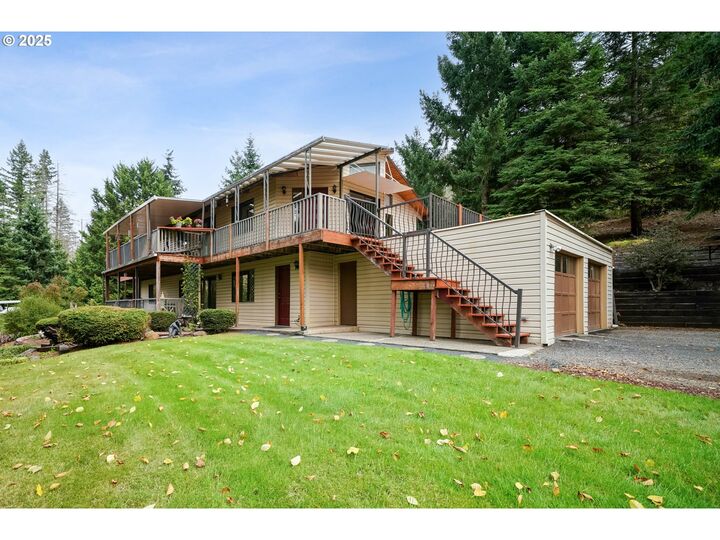 Property Photo:  11046 Winstanley Dr SE  OR 97358 