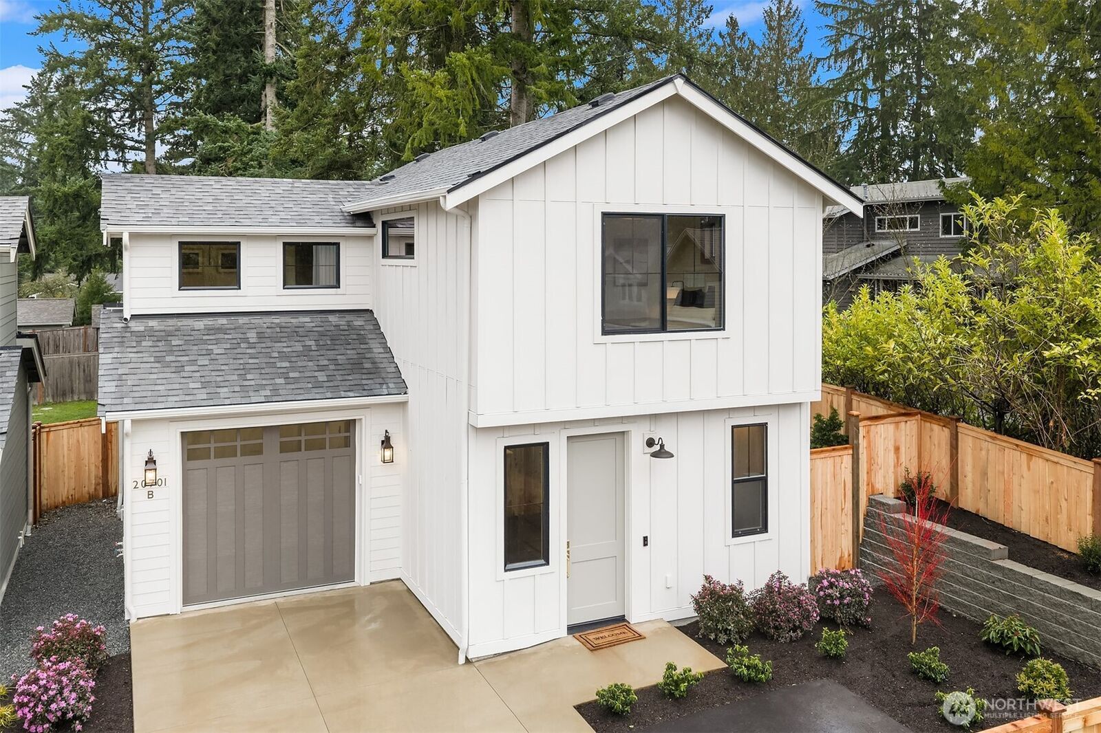 Property Photo: 20701 82nd Avenue W B WA 98026