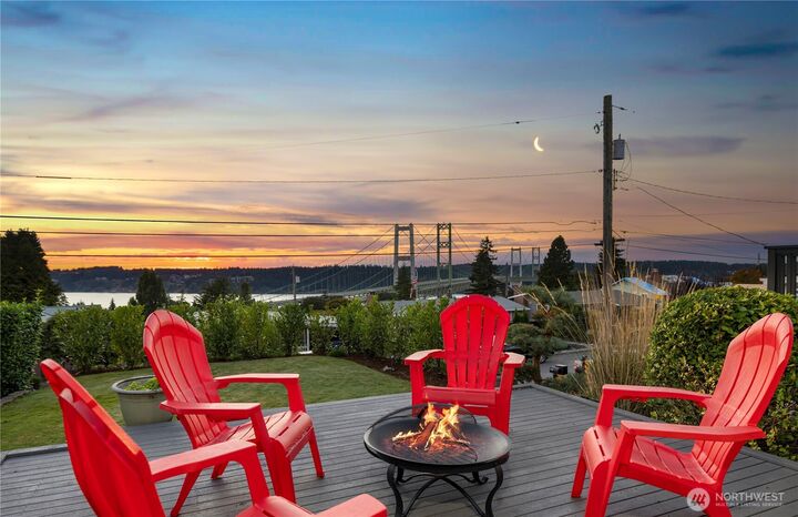 Property Photo: 1307 N Cascade Avenue WA 98406