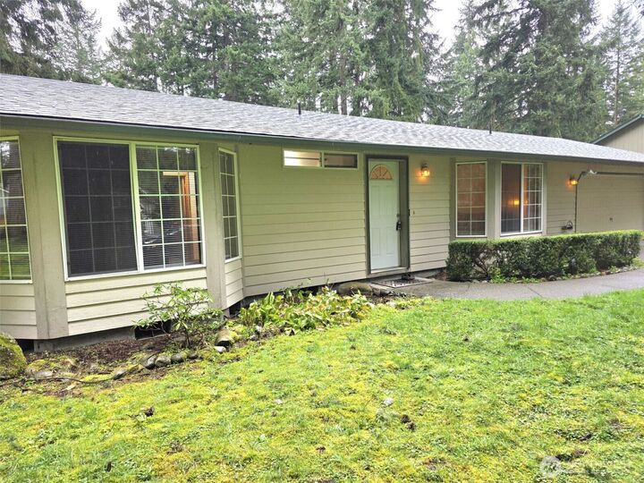 Property Photo:  17819  Upland Drive SE  WA 98597 