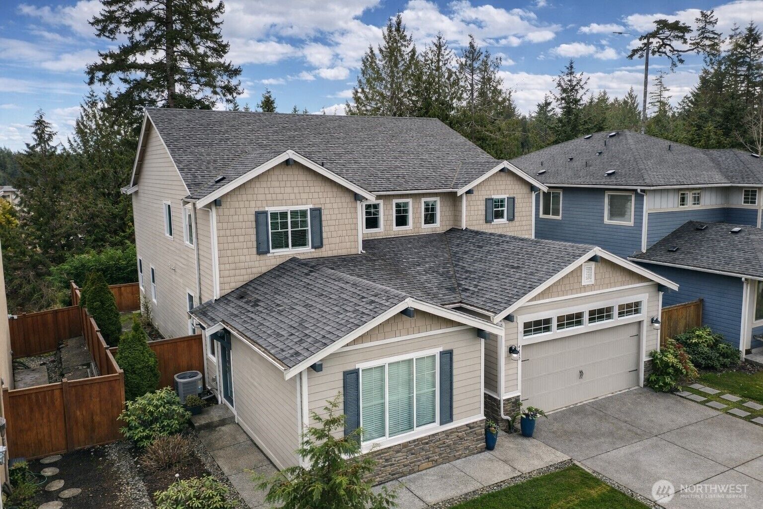 Property Photo:  4410  Sentinel Court  WA 98332 
