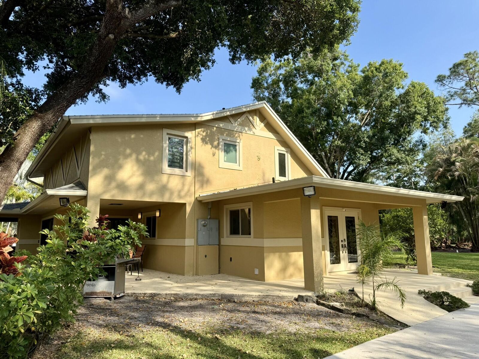 Property Photo:  12263 Sandy Run  FL 33478 