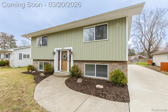 Property Photo:  7691 Bridge Road  MI 48329 