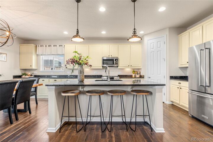 Property Photo:  6088 Clover Ridge Circle  CO 80104 