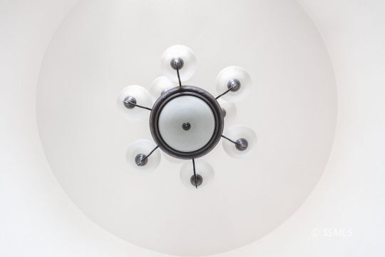 Property Photo: 105 W Franklin Ave CA 93555