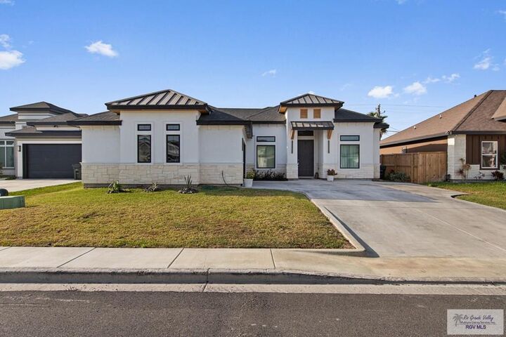 Property Photo:  819 Ava Dr  TX 78559 