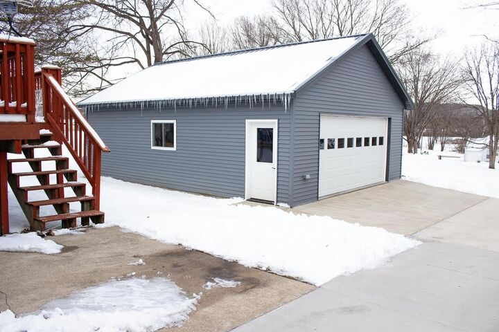 Property Photo:  2145 East Preston Drive  WI 53581 