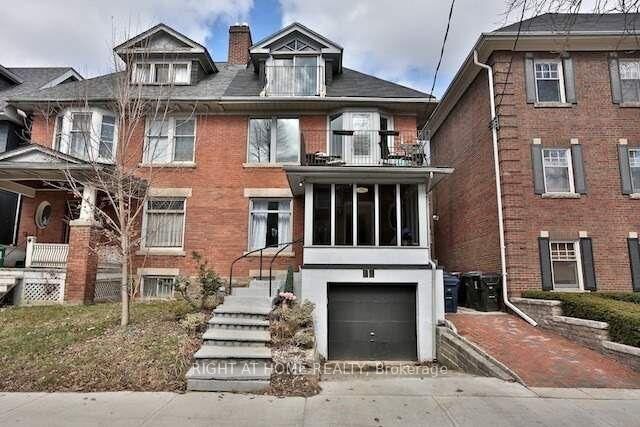 34 Macpherson Avenue — photo 1