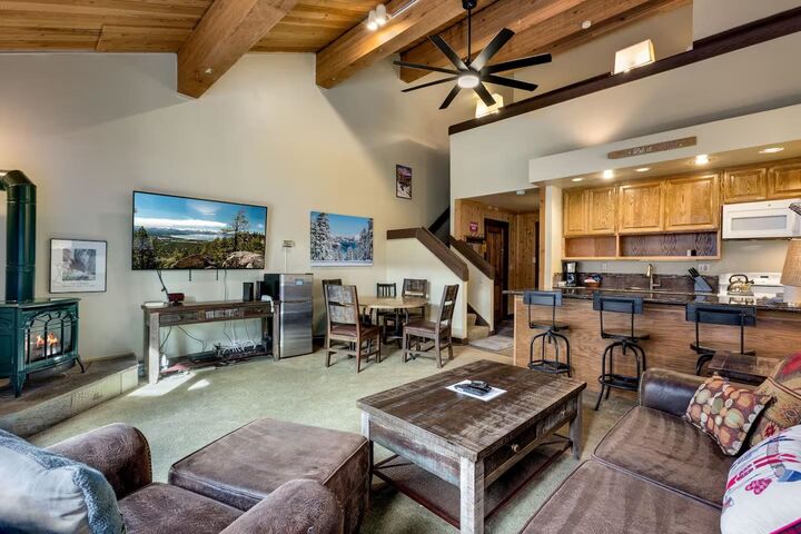 Property Photo: 2000 North Village Drive 317 CA 96161