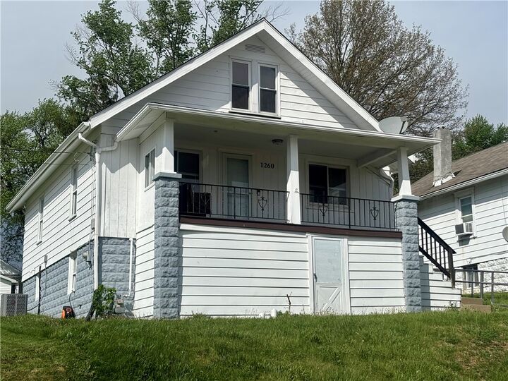 Property Photo:  1260 Bruce St  PA 15301 