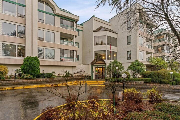 Property Photo: 33030 George Ferguson Way 113 BC V2S 6Y2