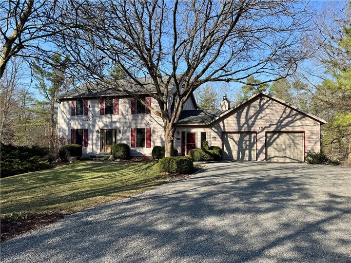 Property Photo:  15 Lisa Lane  NY 14850 