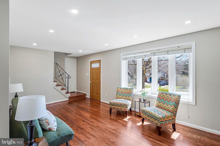 Property Photo:  8806 Cromwell Drive  VA 22151 