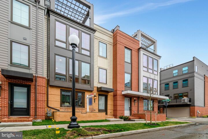 Property Photo:  2605 Fall Line Street  VA 22301 