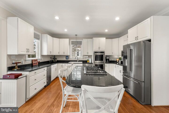 Property Photo:  6208 Guilford Drive  VA 22310 