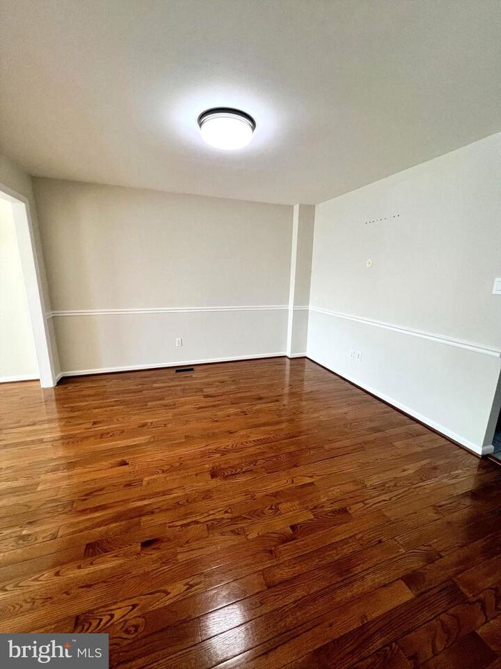 Property Photo:  10 Dukes Way  PA 19053 