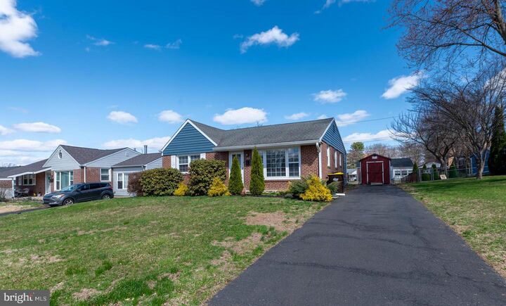 Property Photo:  107 Valleyview Road  PA 19401 
