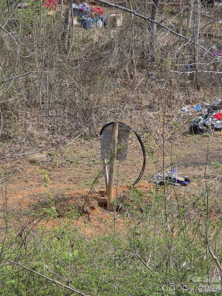 Property Photo:  41 Jack Rabbit Drive  NC 28752 