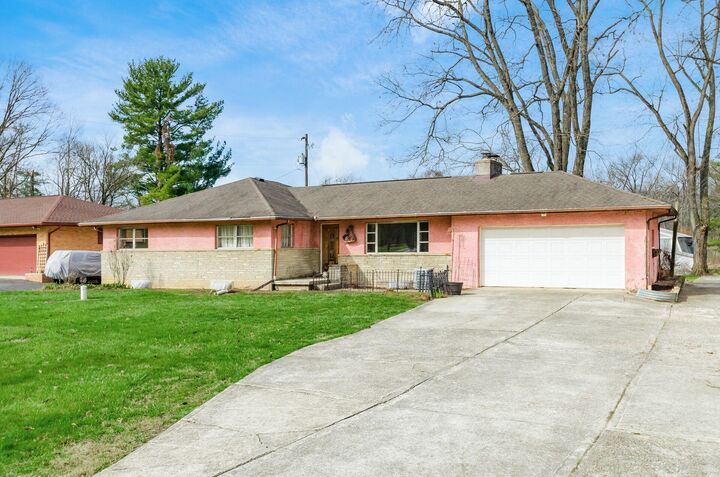 Property Photo:  4207 Sunbury Road  OH 43219 