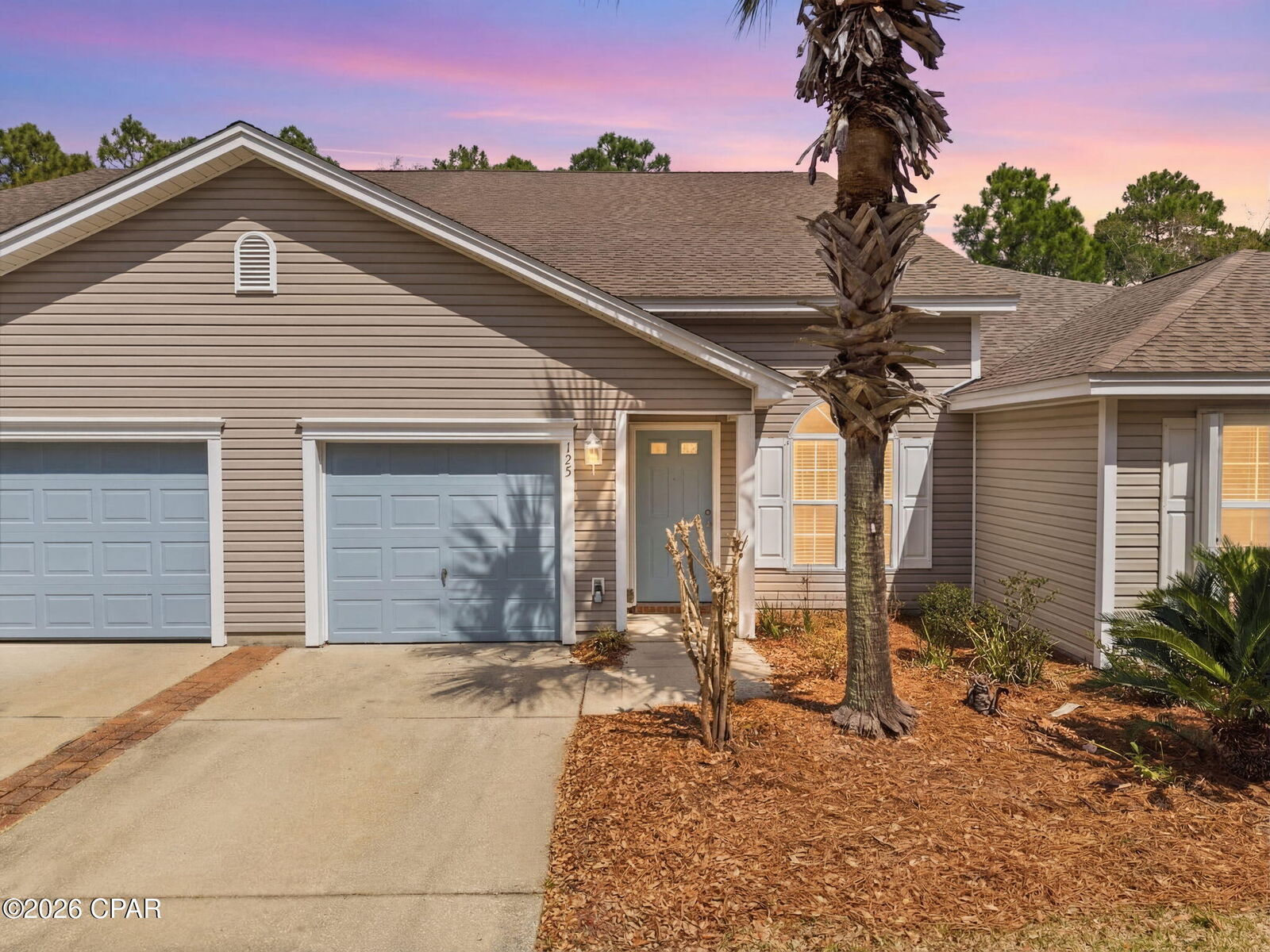 Property Photo: 125 Park Place FL 32413