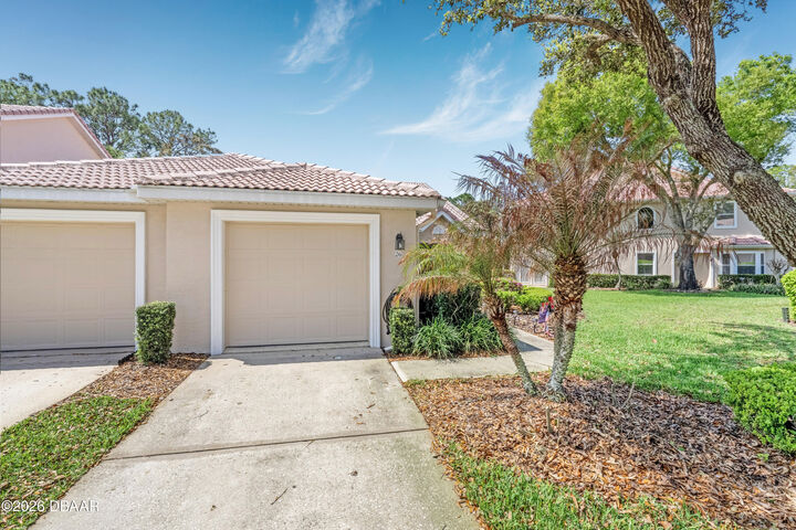 Property Photo:  26 Golf Villa Drive  FL 32128 