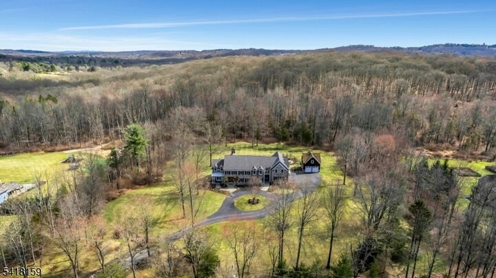 Property Photo:  6 Prudence Ln  NJ 07960 