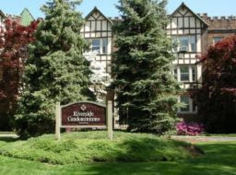 Property Photo: 4 Riverside Drive, Apt 302 NJ 07016