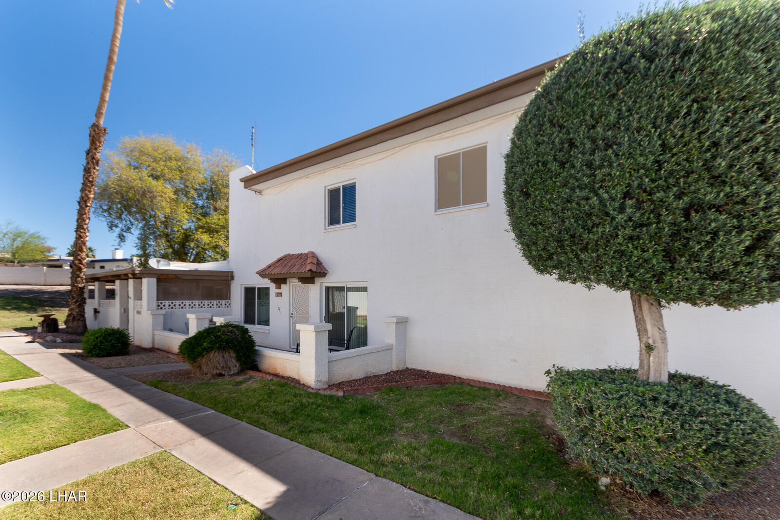 Property Photo: 1791 Los Lagos Dr B AZ 86403