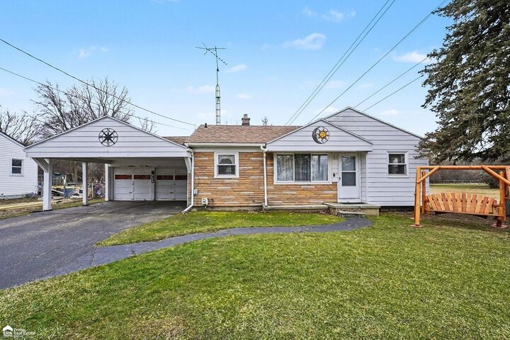 Property Photo: 4136 Leith Street MI 48509