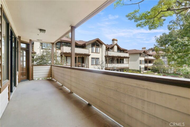 Property Photo:  2571 Plaza Del Amo 209  CA 90503 