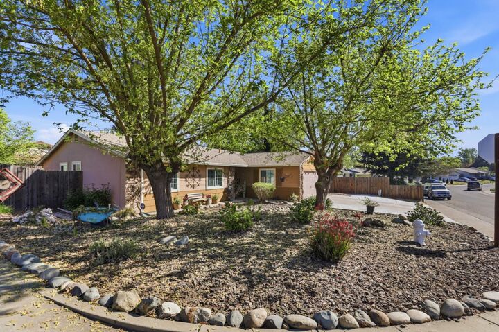 Property Photo:  8101 Ramwood Way  CA 95662 