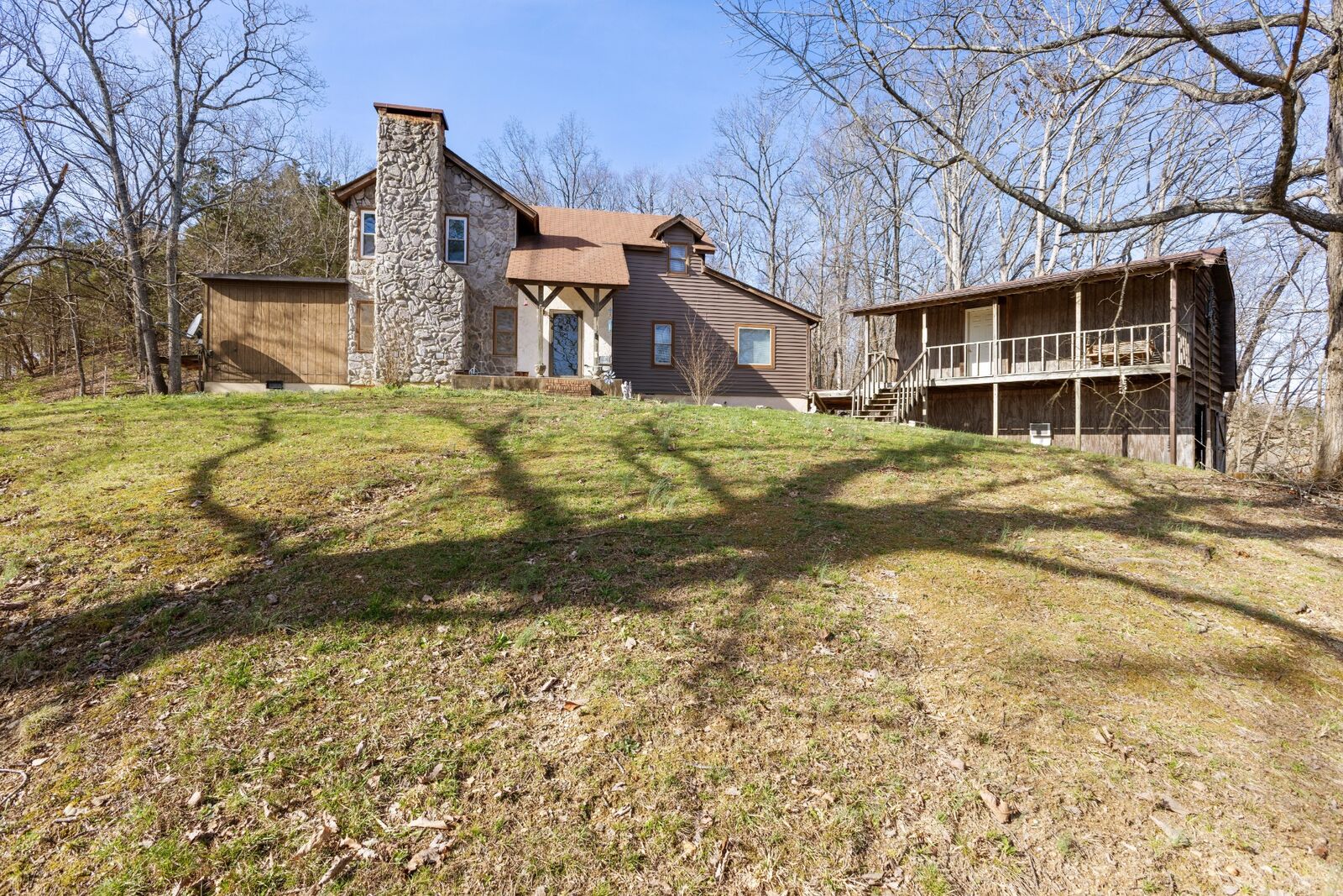 Property Photo: 2114 Scotty Parker Rd TN 37066