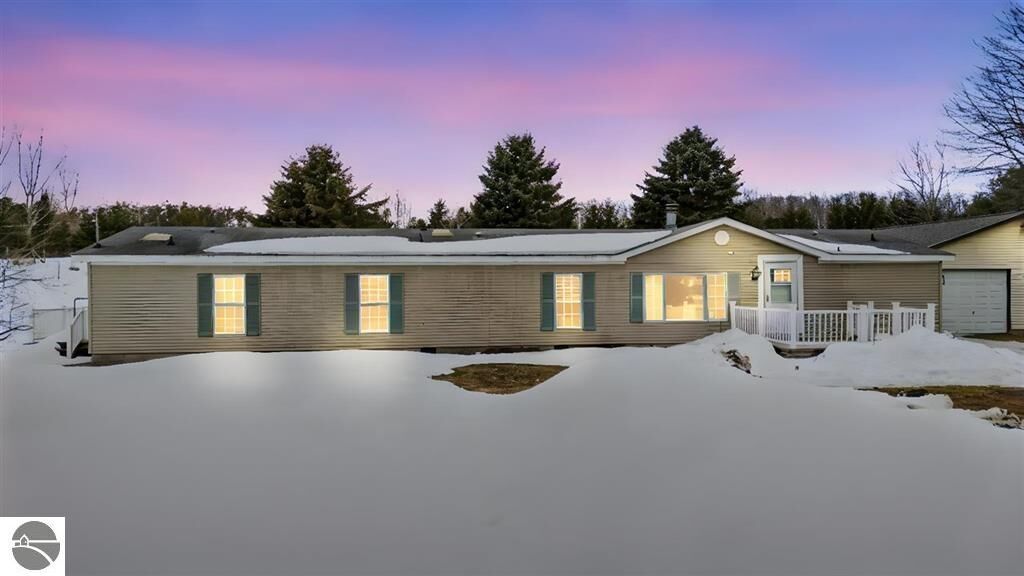 Property Photo: 305 N Advance Road MI 49727