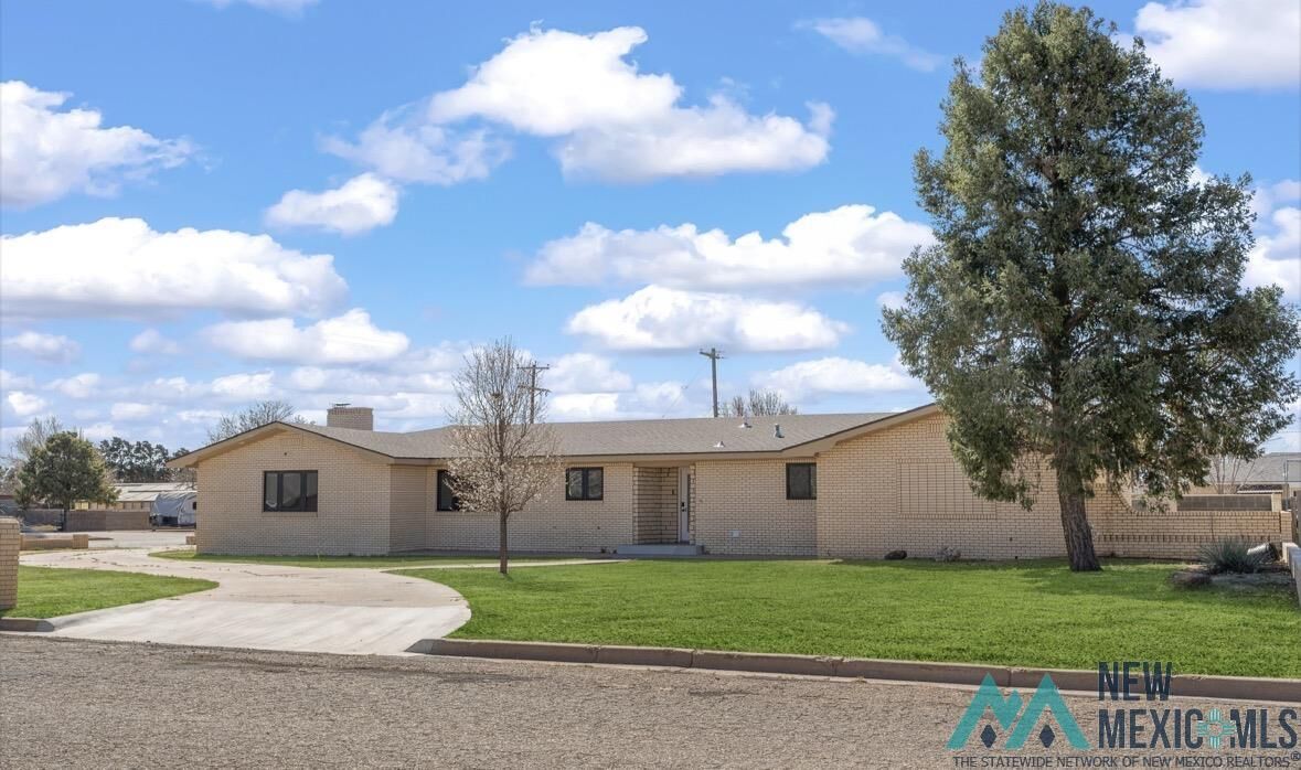 Property Photo: 1429 Piedmont Drive NM 88101