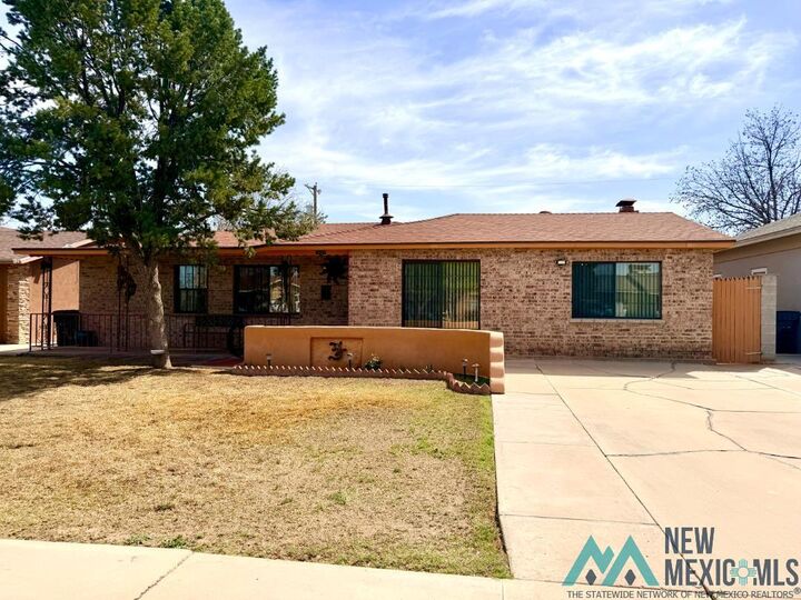 Property Photo:  1407 Irvin Street  NM 88220 