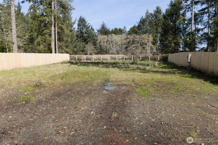 Property Photo:  300 E Rain Street NE  WA 98569 