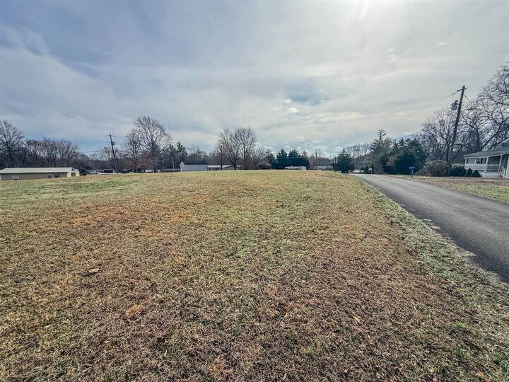 Property Photo:  201 Barren River Road  KY 42164 