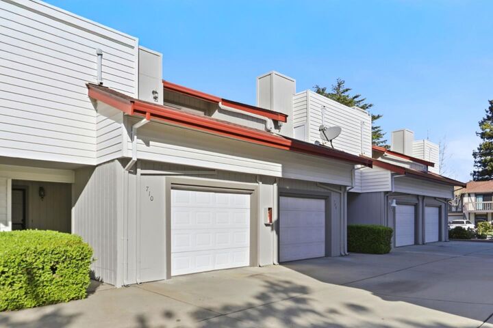Property Photo: 710 Winstead Court CA 94087