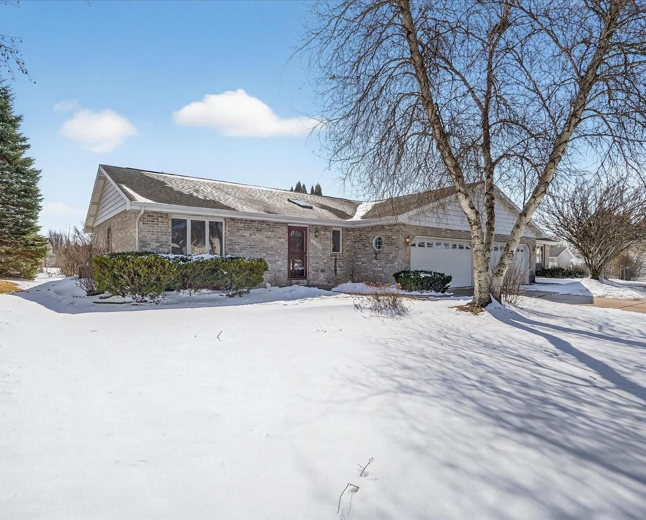 Property Photo: 3206 Thames Lane WI 53546