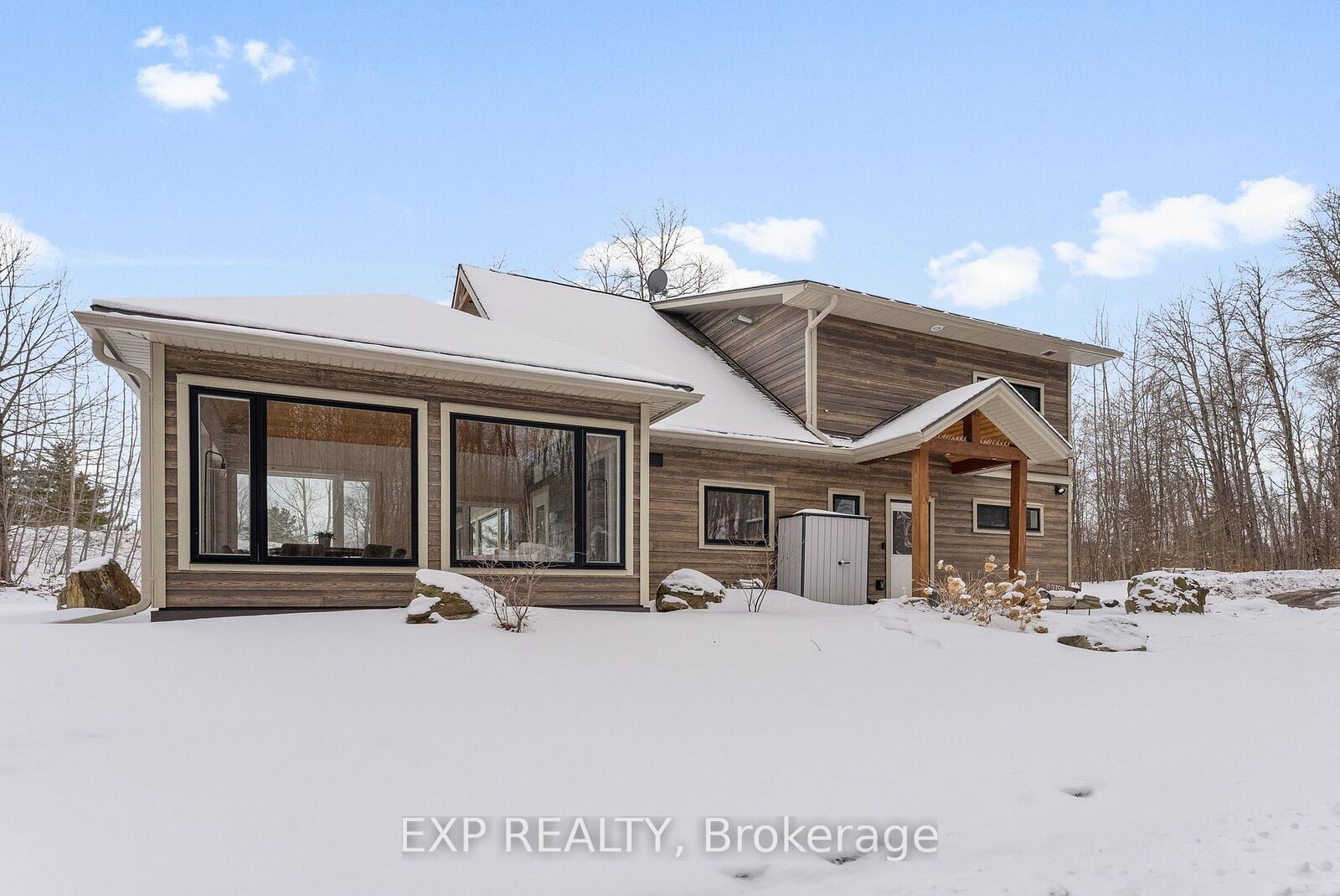Property Photo: 772 Ferguson Lake Road ON K7V 3Z7